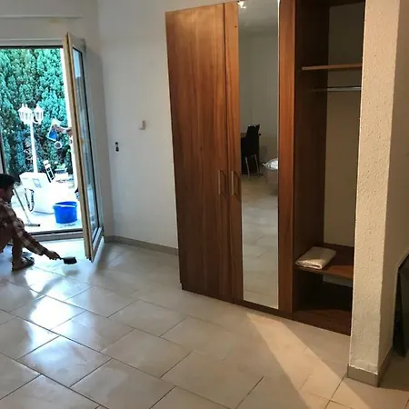 Отель Ferienwohnung Meisenweg